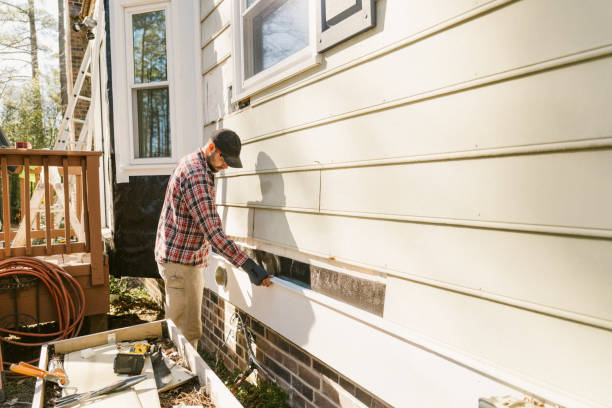 Trusted Siding Repair service in Bloomingdale, FL - Creative Siding